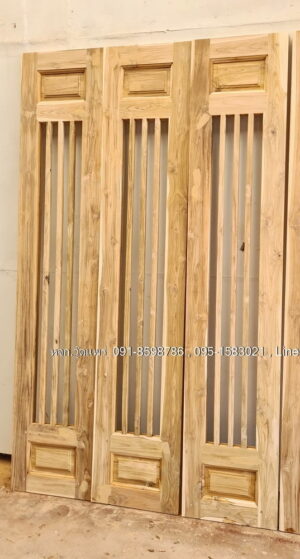 ประตูไม้สักบานเฟี้ยม A39