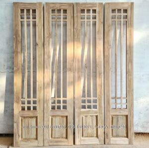 ประตูไม้สักบานเฟี้ยม A56