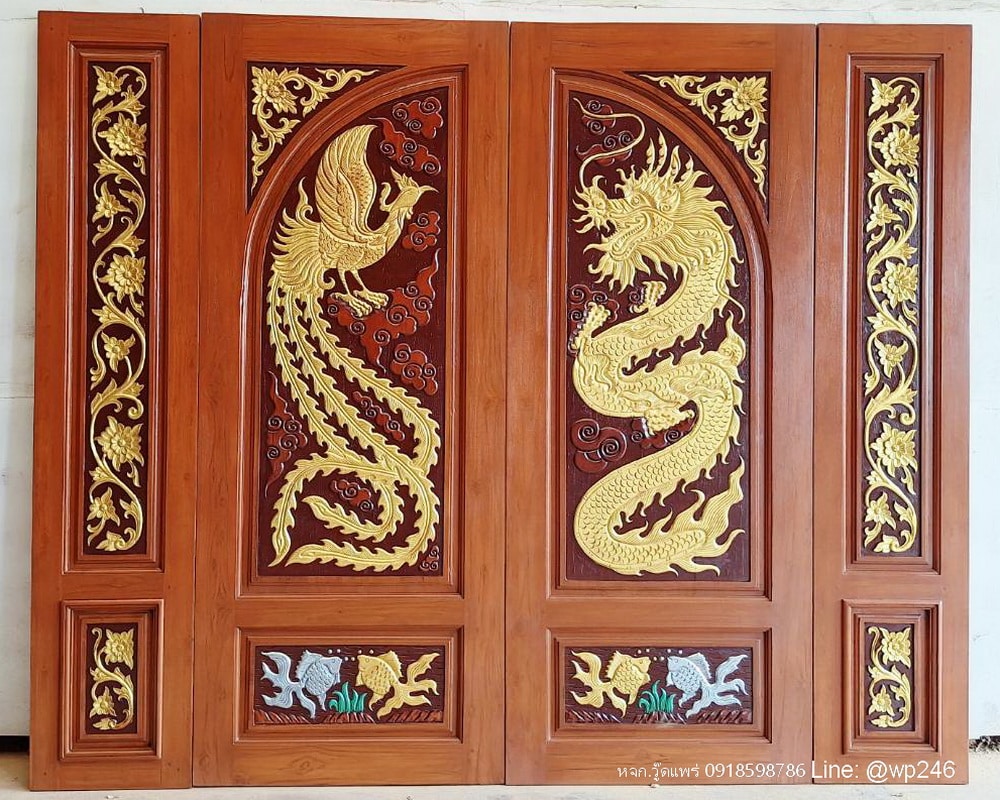 ประตูไม้สักบานคู่ แกะสลักลายมังกร หงส์