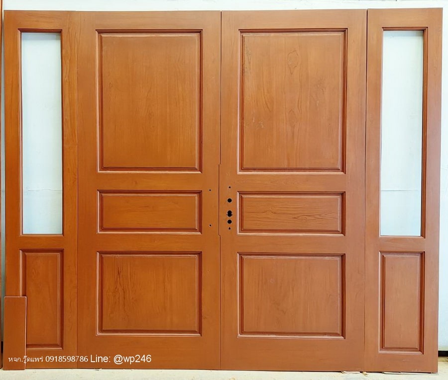 ประตูไม้สักบานคู่ ลูกฟักบานเรียบ